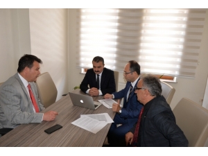 Yetişkin Eğitimciler De Teknolojiye Uyum Sağlayacak