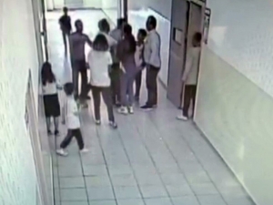 Gaziantep’te Veliden Okul Müdürü Ve Öğretmene Darp