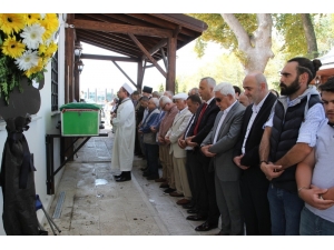 Başkan Babaoğlu’nun Teyzesi Son Yolculuğuna Uğurlandı
