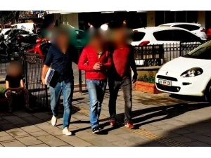 Kuşadası’nda Oto Hırsızı Yakalandı