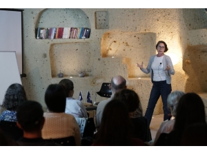 Ekoloji Ve Kahverengi Devrim Kapadokya Üniversitesinde Konuşuldu