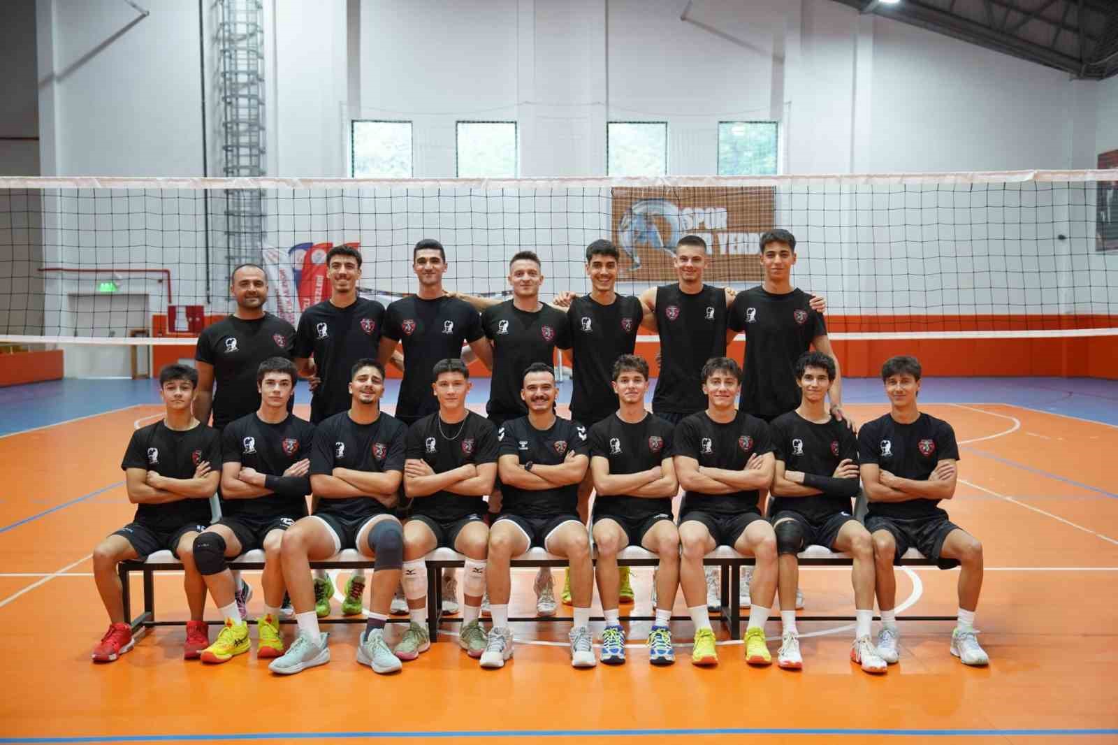 acipayam-dan-voleybolda-iddiali-yukselis