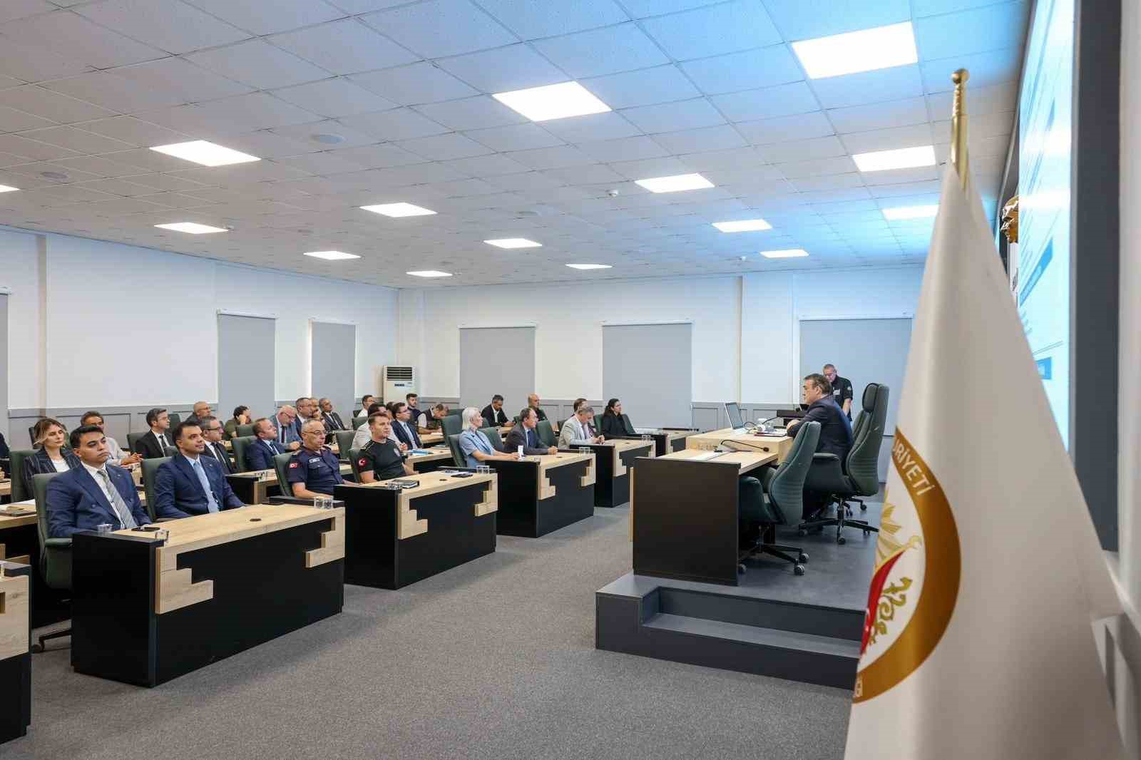 bilecik-te-afet-risklerini-azaltmak-icin-irap-toplantisi-yapildi