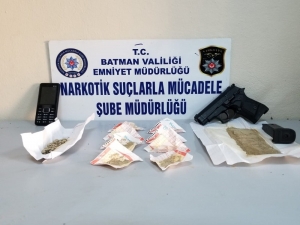 Metruk Binada Uyuşturucu Ele Geçirildi, 3 Kişi Gözaltına Alındı