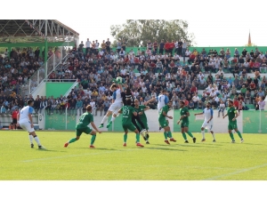 Salihli Belediyespor Tek Golle 3 Puanı Kaptı