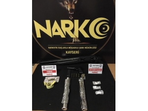 Uyuşturucu Operasyonunda 4 Kişi Gözaltına Alındı