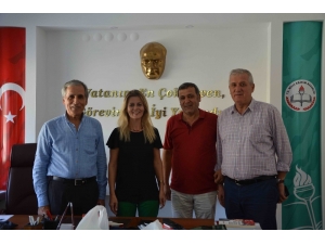 Mutso’dan Öğrencilere Kırtasiye Yardımı