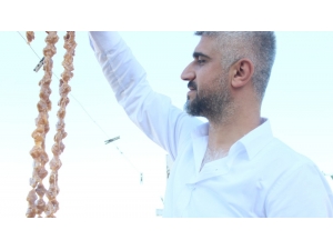 Üzümün Cevizle Buluştuğu Gelenek: "Cevizli Sucuk"