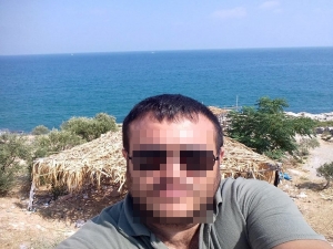 Karısını 12 Yerinden Bıçaklayarak Öldüren Adam Gözaltına Alındı