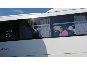 Manavgat’ta Tur Midibüsü Tur Otobüsüne Arkadan Çarptı : 6 Yaralı