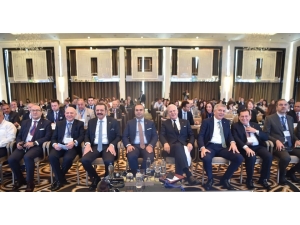 Başkan Fındıkoğlu, İstanbul’da Ekonomi Zirvesine Katıldı