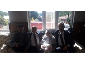 Kaymakamlar Gönüllerde Taht Kuruyor