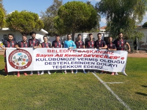 Maç Öncesi Başkana Jest