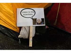 Londra Polisinden, 276 İklim Değişikliği Protestocusuna Gözaltı