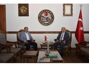 Eski Vekil Demir, Vali Karadeniz, Rektör Topal Ve Başkan Aydoğan İle Görüştü