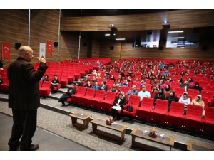 Saygın’dan Etkili İletişim Söyleşisi