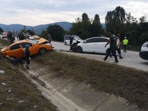 Hatalı Sollama Kaza Getirdi: 6 Yaralı