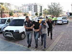 Alanya’da Uyuşturucu Operasyonunda 4 Tutuklama