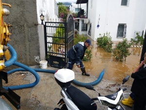Muski’den Bodrum’da Su Baskınlarına Kısa Sürede Müdahale