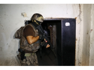 Adana Merkezli 5 İlde 800 Polisle Dev Çete Operasyonu: 74 Gözaltı Kararı