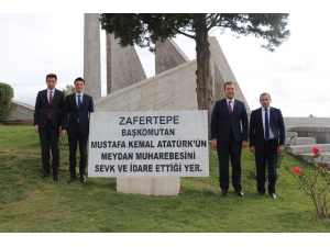 Kaymakamlardan Şehitlere Dua