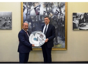 Müdür Başyiğit, Bakan Selçuk’a Veri Madenciliği Raporunu Sundu