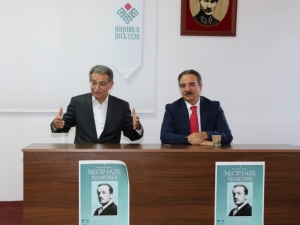 Rektör Bağlı Anadolu Mektebi Öğrencileriyle Buluştu