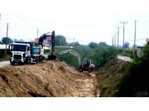 Sarıgöl’de Kanalların Temizliğine Başlandı