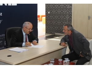 Başkan Büyükgöz, Vatandaşlarla Buluşmaya Devam Ediyor