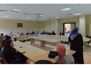 Saü’de Stresle Başa Çıkma Yolları Anlatıldı