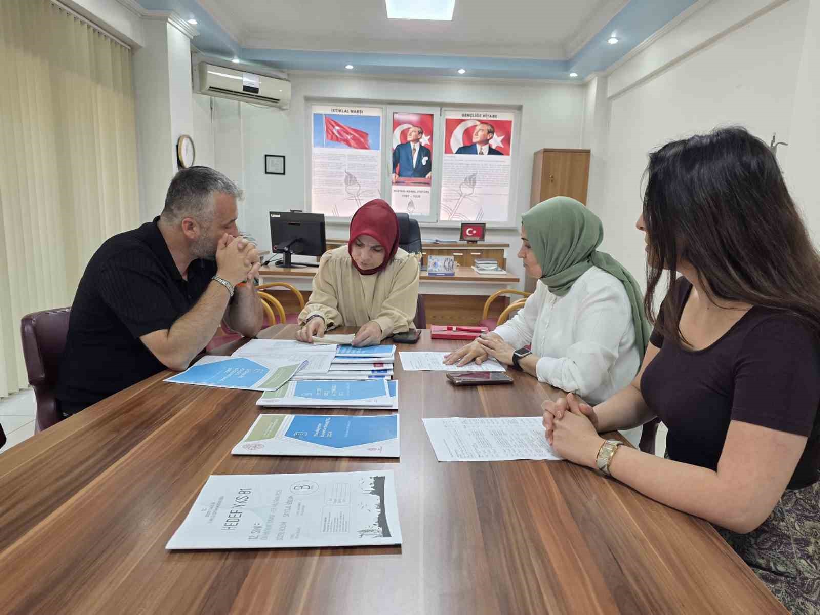duzce-de-egitimin-yol-haritasi-masaya-yatirildi