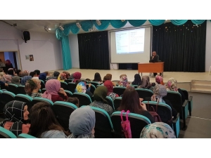 Darıca’da Eğitim Programları Sürüyor