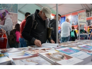 Anadolu Üniversitesi Eskişehir Kitap Fuarı’nda