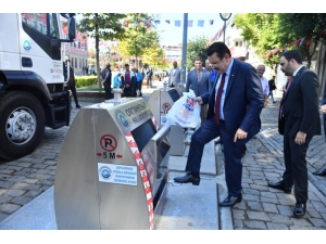 Genç, Yer Altı Çöp Konteynır Sistemini İnceledi