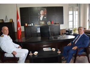 Komutan Kalkan’dan Kaymakama Veda Ziyareti