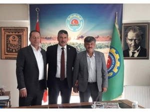 Çiftçiler İçin ’Faizsiz Borç Ertelemesi’ Talebi