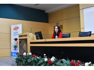 ‘Kariyer Yolunda’ Başlıklı Etkinlik Saü’de Düzenlendi