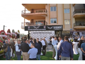 Kuşadası Beşiktaşlılar Derneği’nin Açılışını, Galasataraylı Başkan Yaptı