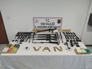 Van’da 8 Terörist Etkisiz Hale Getirildi