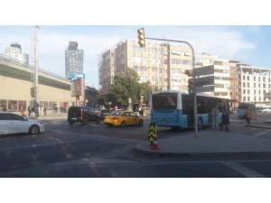 Şişli’de Yürekleri Ağza Getiren Kaza Kamerada