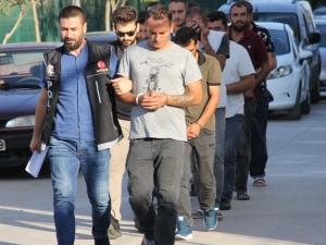 12 Torbacı Tutuklandı