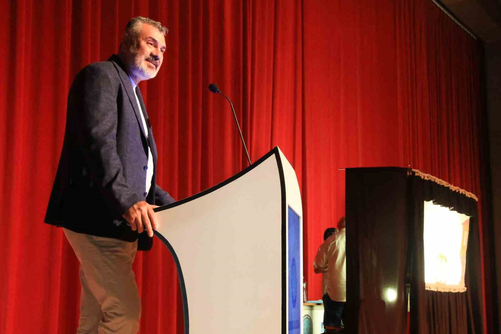 buu-karakum-geleneksel-sanati-karagoz-elcileri-ile-gelecege-tasiyor