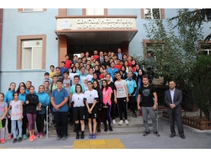 Dünya Şampiyonu Şaziye Erdoğan: “Madalyalarımı Mehmetçiğimize Armağan Ediyorum”