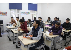 Beü’de 2 Bin’e Yakın Uluslararası Öğrenci Eğitim Alıyor