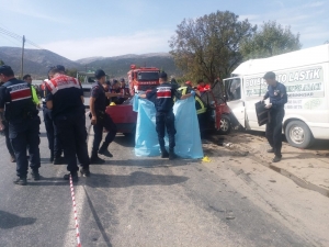 50 Yaşındaki Çift Kazada Hayatını Kaybetti