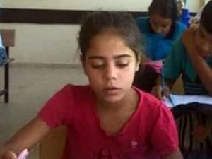 Küçük Kız Evin Önünde Oynarken Roketlerin Hedefi Oldu