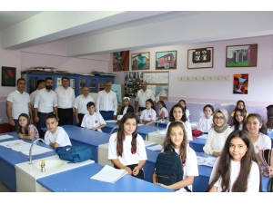 Kula’da ’Değerli Zamanlar’ Projesi Devam Ediyor