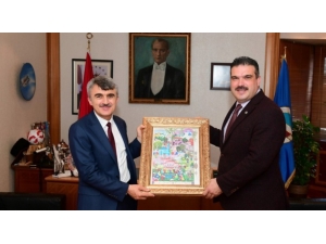 Rektör Uysal, Eskişehir’deki Üniversiteleri Ziyaret Etti