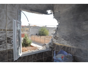 Basın Mensuplarının Üzerinden Geçen Havan Mermisi Bir Eve İsabet Etti