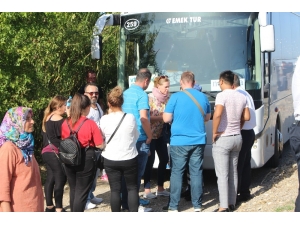 Tur Otobüslerinin Kazası Ucuz Atlatıldı